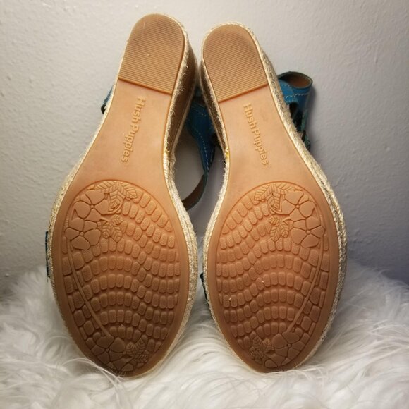 Hush Puppies Color Block Wedge Espadrilles in Size 8.5. - Picture 9 of 11